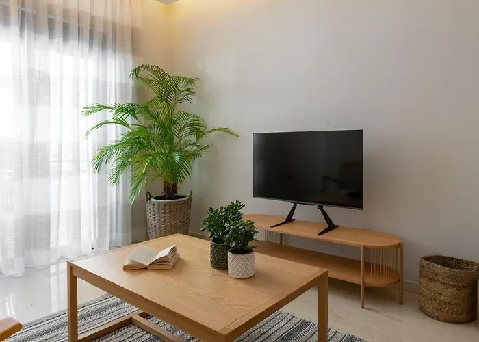 Apartament Stylish Rhodes With Prime Location - L & C Escape *