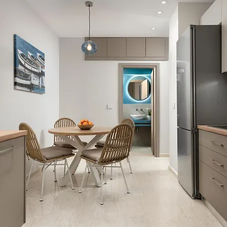 Stylish Rhodes With Prime Location - L & C Escape * עיר רודוס